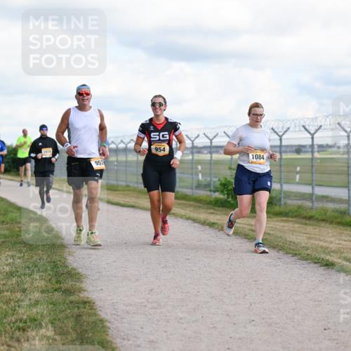 14.09.2025 - Airport Race Dr. Thomas Lammeyer http://msf.ph/oto/8877685 14.09.2025 12:24:05 Laufen 1916, 953, 954, 1084 meine-sportfotos.de