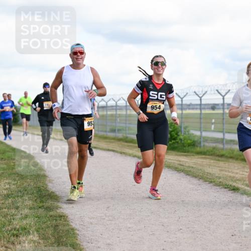 14.09.2025 - Airport Race Dr. Thomas Lammeyer http://msf.ph/oto/8877693 14.09.2025 12:24:06 Laufen 19, 953, 954, 1084 meine-sportfotos.de