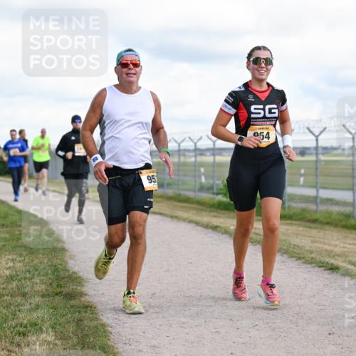 14.09.2025 - Airport Race Dr. Thomas Lammeyer http://msf.ph/oto/8877696 14.09.2025 12:24:07 Laufen 197, 95, 954, 108 meine-sportfotos.de