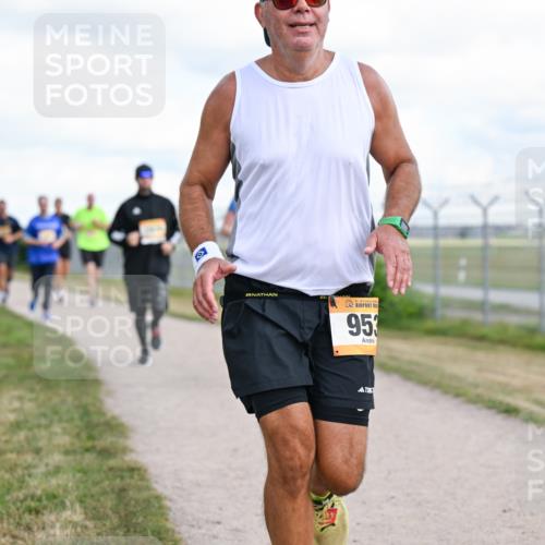 14.09.2025 - Airport Race Dr. Thomas Lammeyer http://msf.ph/oto/8877705 14.09.2025 12:24:08 Laufen 95, 56, 6, 9 meine-sportfotos.de