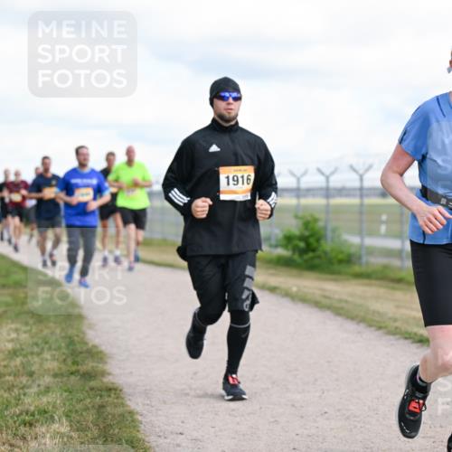 14.09.2025 - Airport Race Dr. Thomas Lammeyer http://msf.ph/oto/8877722 14.09.2025 12:24:11 Laufen 1916, 4208 meine-sportfotos.de