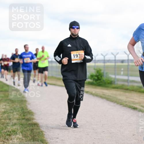 14.09.2025 - Airport Race Dr. Thomas Lammeyer http://msf.ph/oto/8877723 14.09.2025 12:24:11 Laufen 19, 4208 meine-sportfotos.de