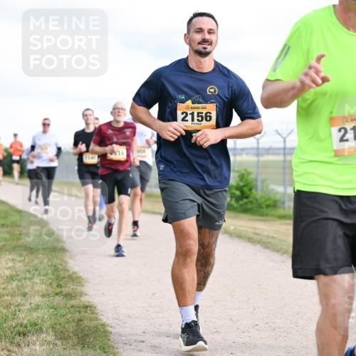 14.09.2025 - Airport Race Dr. Thomas Lammeyer http://msf.ph/oto/8877760 14.09.2025 12:24:16 Laufen 76, 954, 2156, 2167 meine-sportfotos.de