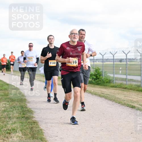 14.09.2025 - Airport Race Dr. Thomas Lammeyer http://msf.ph/oto/8877770 14.09.2025 12:24:18 Laufen 2163, 1919, 1140, 10, 16 meine-sportfotos.de