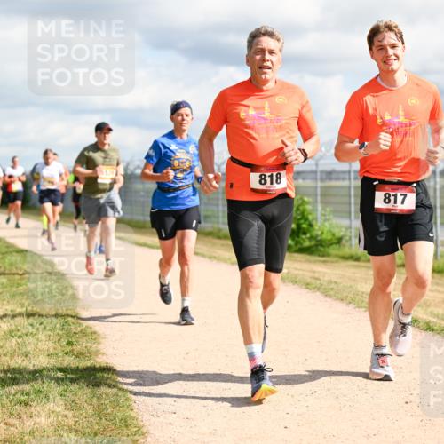 14.09.2025 - Airport Race Dr. Thomas Lammeyer http://msf.ph/oto/8877817 14.09.2025 12:24:27 Laufen 5539, 818, 817 meine-sportfotos.de
