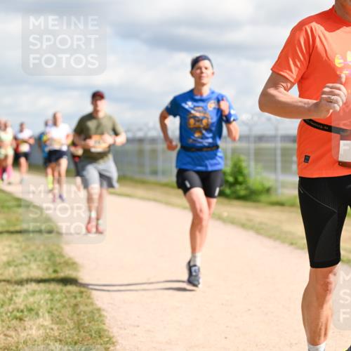 14.09.2025 - Airport Race Dr. Thomas Lammeyer http://msf.ph/oto/8877822 14.09.2025 12:24:28 Laufen 818 meine-sportfotos.de