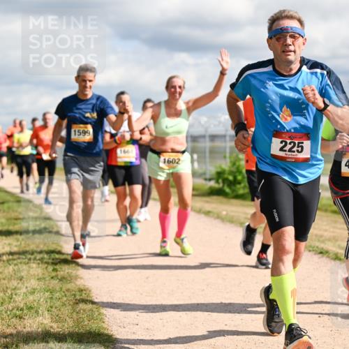 14.09.2025 - Airport Race Dr. Thomas Lammeyer http://msf.ph/oto/8877860 14.09.2025 12:24:35 Laufen 1599, 1661, 1602, 225, 4222 meine-sportfotos.de