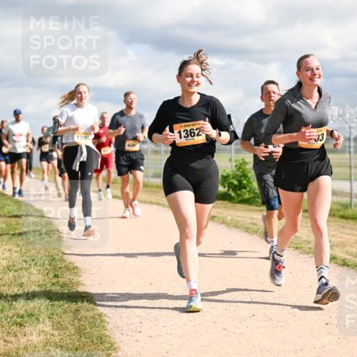 14.09.2025 - Airport Race Dr. Thomas Lammeyer http://msf.ph/oto/8878042 14.09.2025 12:25:06 Laufen 1299, 409, 1362, 33 meine-sportfotos.de