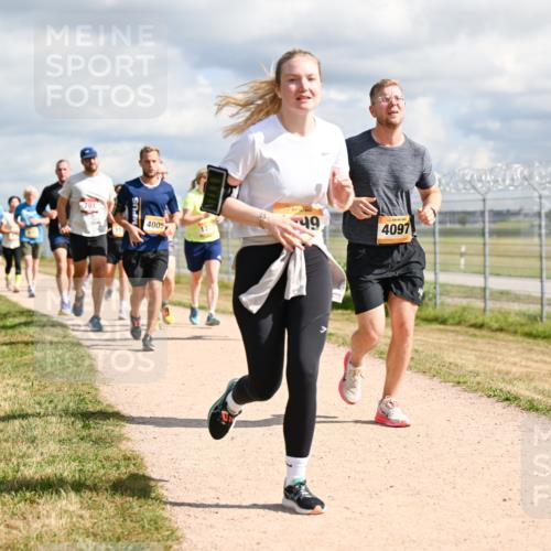 14.09.2025 - Airport Race Dr. Thomas Lammeyer http://msf.ph/oto/8878064 14.09.2025 12:25:08 Laufen 701, 4005, 49, 4097 meine-sportfotos.de