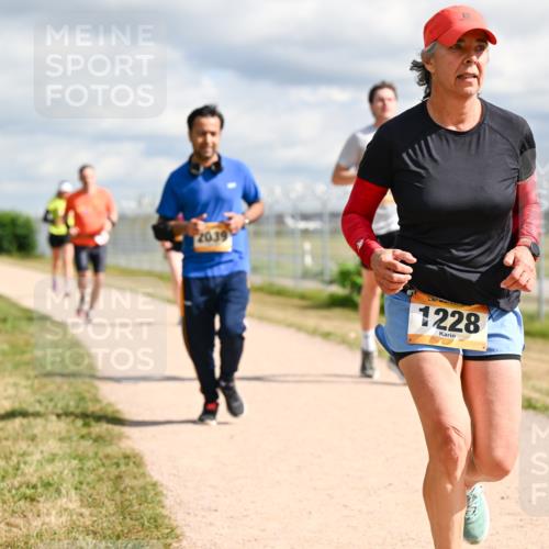 14.09.2025 - Airport Race Dr. Thomas Lammeyer http://msf.ph/oto/8878169 14.09.2025 12:25:20 Laufen 2039, 1228 meine-sportfotos.de