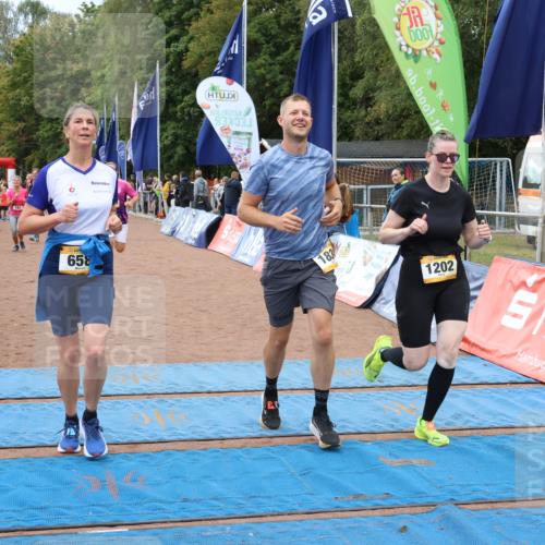 14.09.2025 - Airport Race Strokosch-Dieckow http://msf.ph/oto/8878180 14.09.2025 12:37:12 Ziel 193, 259, 517, 658, 987, 1202, 1375, 1645, 1789, 1822, 1830, 1840, 4057, 4218 meine-sportfotos.de