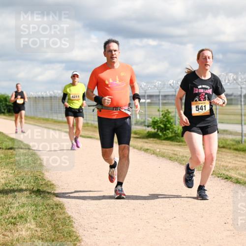 14.09.2025 - Airport Race Dr. Thomas Lammeyer http://msf.ph/oto/8878195 14.09.2025 12:25:24 Laufen 4211, 541 meine-sportfotos.de