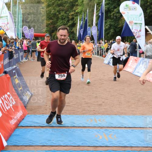 14.09.2025 - Airport Race Strokosch-Dieckow http://msf.ph/oto/8878223 14.09.2025 12:37:19 Ziel 193, 256, 259, 469, 517, 655, 676, 813, 877, 1375, 1645, 1789, 1822, 2113, 4057, 4218 meine-sportfotos.de