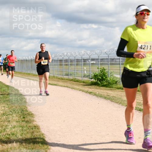 14.09.2025 - Airport Race Dr. Thomas Lammeyer http://msf.ph/oto/8878224 14.09.2025 12:25:27 Laufen 1732, 9242, 4211 meine-sportfotos.de