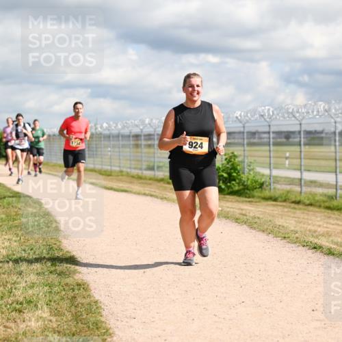 14.09.2025 - Airport Race Dr. Thomas Lammeyer http://msf.ph/oto/8878227 14.09.2025 12:25:29 Laufen 924, 1732 meine-sportfotos.de