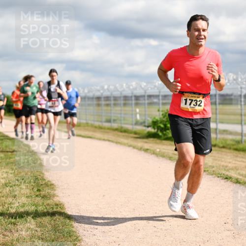 14.09.2025 - Airport Race Dr. Thomas Lammeyer http://msf.ph/oto/8878251 14.09.2025 12:25:33 Laufen 1732 meine-sportfotos.de