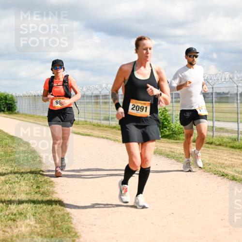14.09.2025 - Airport Race Dr. Thomas Lammeyer http://msf.ph/oto/8878342 14.09.2025 12:25:47 Laufen 95, 2091 meine-sportfotos.de