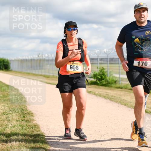 14.09.2025 - Airport Race Dr. Thomas Lammeyer http://msf.ph/oto/8878354 14.09.2025 12:25:48 Laufen 958, 170 meine-sportfotos.de