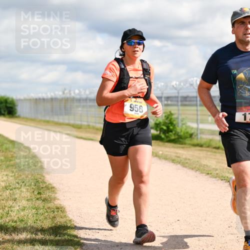14.09.2025 - Airport Race Dr. Thomas Lammeyer http://msf.ph/oto/8878356 14.09.2025 12:25:49 Laufen 958, 170 meine-sportfotos.de