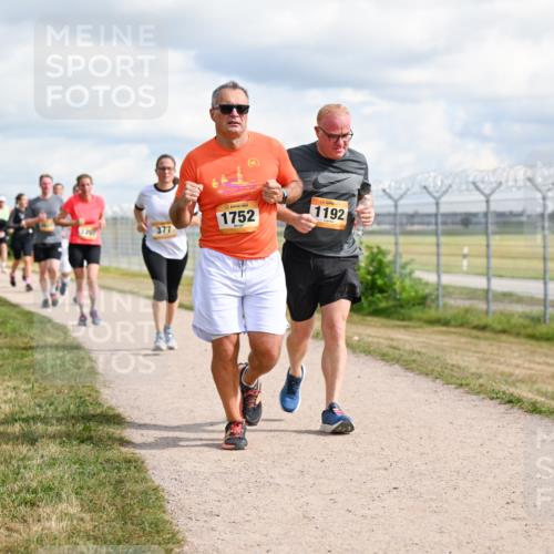 14.09.2025 - Airport Race Dr. Thomas Lammeyer http://msf.ph/oto/8878390 14.09.2025 12:26:04 Laufen 377, 1752, 1192 meine-sportfotos.de