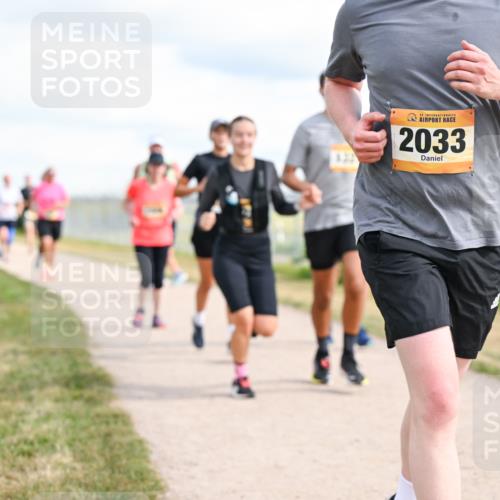 14.09.2025 - Airport Race Dr. Thomas Lammeyer http://msf.ph/oto/8878460 14.09.2025 12:26:12 Laufen 42, 2033, 1 meine-sportfotos.de