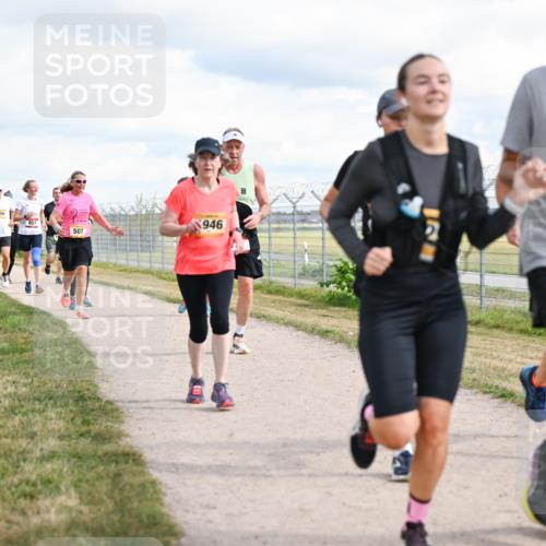 14.09.2025 - Airport Race Dr. Thomas Lammeyer http://msf.ph/oto/8878469 14.09.2025 12:26:13 Laufen 356, 857, 946, 507, 1323 meine-sportfotos.de