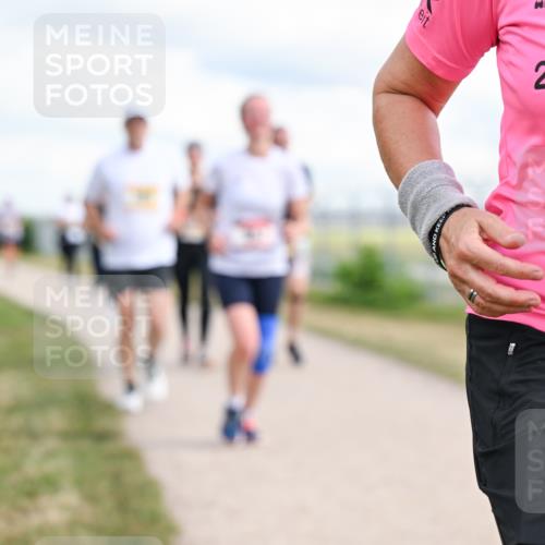 14.09.2025 - Airport Race Dr. Thomas Lammeyer http://msf.ph/oto/8878526 14.09.2025 12:26:20 Laufen 27, 09, 42, 50 meine-sportfotos.de