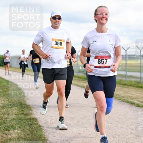 14.09.2025 - Airport Race Dr. Thomas Lammeyer http://msf.ph/oto/8878533 14.09.2025 12:26:21 Laufen 2024, 356, 857 meine-sportfotos.de