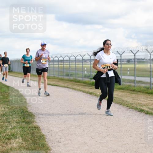 14.09.2025 - Airport Race Dr. Thomas Lammeyer http://msf.ph/oto/8878574 14.09.2025 12:26:26 Laufen 2154, 1681 meine-sportfotos.de