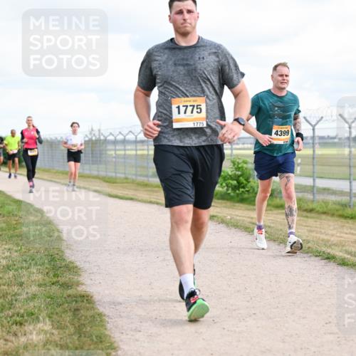 14.09.2025 - Airport Race Dr. Thomas Lammeyer http://msf.ph/oto/8878675 14.09.2025 12:26:38 Laufen 4229, 1775, 1775, 4399, 4399 meine-sportfotos.de