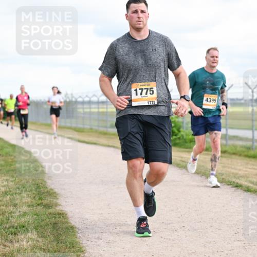 14.09.2025 - Airport Race Dr. Thomas Lammeyer http://msf.ph/oto/8878676 14.09.2025 12:26:38 Laufen 1775, 1775, 4399 meine-sportfotos.de