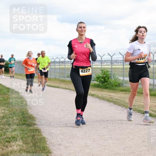 14.09.2025 - Airport Race Dr. Thomas Lammeyer http://msf.ph/oto/8878696 14.09.2025 12:26:44 Laufen 220, 107, 4227 meine-sportfotos.de