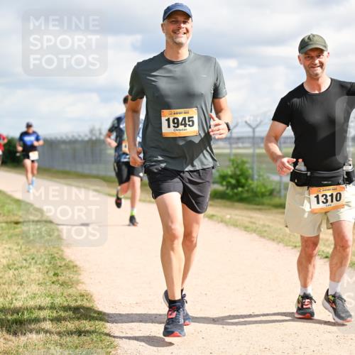 14.09.2025 - Airport Race Dr. Thomas Lammeyer http://msf.ph/oto/8878810 14.09.2025 12:26:59 Laufen 1945, 1310 meine-sportfotos.de
