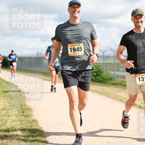 14.09.2025 - Airport Race Dr. Thomas Lammeyer http://msf.ph/oto/8878811 14.09.2025 12:27:00 Laufen 1945, 1310 meine-sportfotos.de