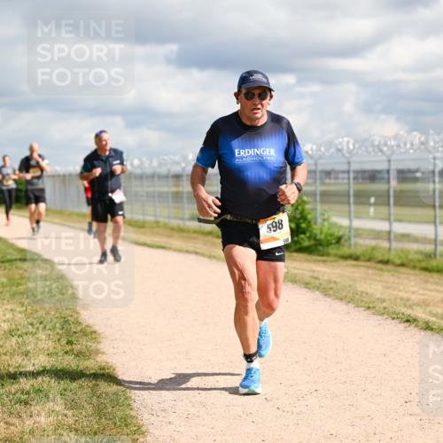 14.09.2025 - Airport Race Dr. Thomas Lammeyer http://msf.ph/oto/8878850 14.09.2025 12:27:06 Laufen 598, 598 meine-sportfotos.de