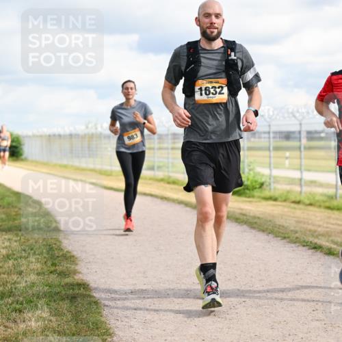 14.09.2025 - Airport Race Dr. Thomas Lammeyer http://msf.ph/oto/8878898 14.09.2025 12:27:13 Laufen 983, 1632, 436 meine-sportfotos.de