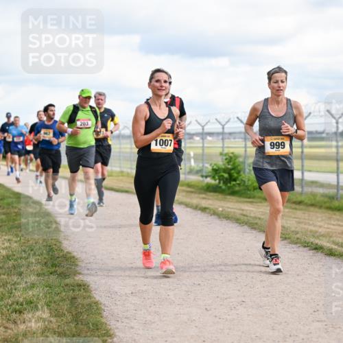 14.09.2025 - Airport Race Dr. Thomas Lammeyer http://msf.ph/oto/8878923 14.09.2025 12:27:24 Laufen 203, 1007, 999 meine-sportfotos.de