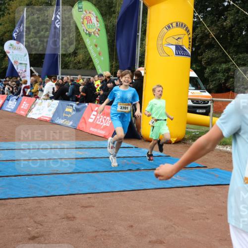 14.09.2025 - Airport Race Strokosch-Dieckow http://msf.ph/oto/8878966 14.09.2025 10:07:02 Ziel 3013, 3099, 3126, 3148, 3167, 3701 meine-sportfotos.de