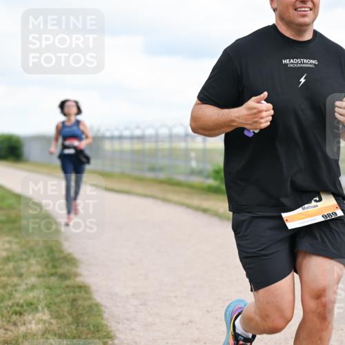14.09.2025 - Airport Race Dr. Thomas Lammeyer http://msf.ph/oto/8879052 14.09.2025 12:27:39 Laufen 989, 195 meine-sportfotos.de