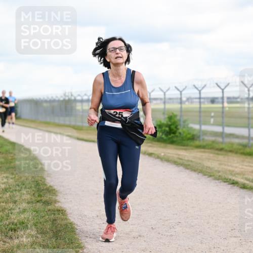 14.09.2025 - Airport Race Dr. Thomas Lammeyer http://msf.ph/oto/8879069 14.09.2025 12:27:42 Laufen 25 meine-sportfotos.de