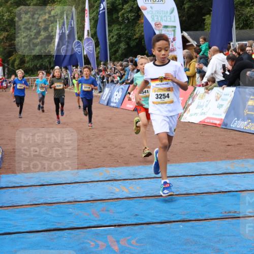 14.09.2025 - Airport Race Strokosch-Dieckow http://msf.ph/oto/8879101 14.09.2025 10:07:16 Ziel 3072, 3252, 3254, 3356, 3395, 3452, 3541, 3592, 3710, 3717 meine-sportfotos.de