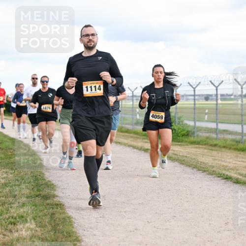 14.09.2025 - Airport Race Dr. Thomas Lammeyer http://msf.ph/oto/8879128 14.09.2025 12:27:55 Laufen 1876, 1114, 17, 4059 meine-sportfotos.de