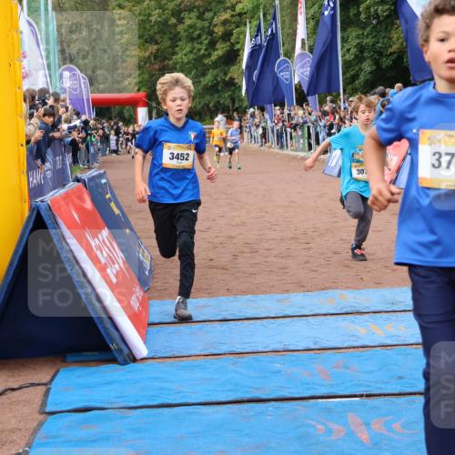 14.09.2025 - Airport Race Strokosch-Dieckow http://msf.ph/oto/8879160 14.09.2025 10:07:20 Ziel 3072, 3252, 3254, 3395, 3452, 3515, 3541, 3592, 3710, 3716, 3717 meine-sportfotos.de