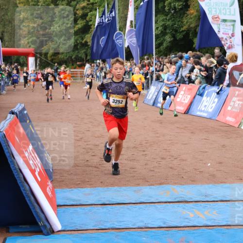 14.09.2025 - Airport Race Strokosch-Dieckow http://msf.ph/oto/8879167 14.09.2025 10:07:24 Ziel 3059, 3072, 3207, 3209, 3210, 3252, 3355, 3395, 3452, 3515, 3603, 3716, 3717 meine-sportfotos.de