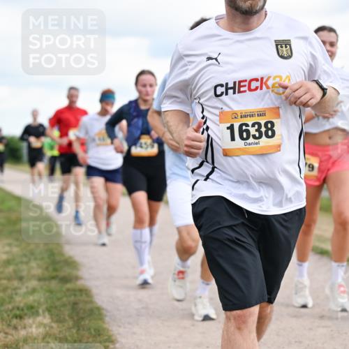 14.09.2025 - Airport Race Dr. Thomas Lammeyer http://msf.ph/oto/8879176 14.09.2025 12:28:00 Laufen 24, 1638 meine-sportfotos.de