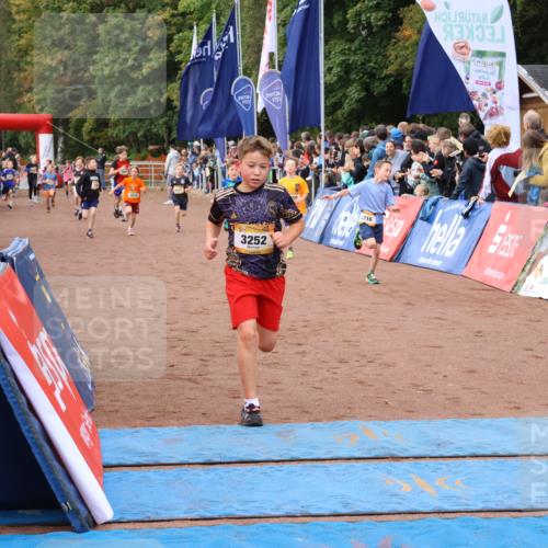 14.09.2025 - Airport Race Strokosch-Dieckow http://msf.ph/oto/8879185 14.09.2025 10:07:24 Ziel 3059, 3072, 3207, 3209, 3210, 3252, 3355, 3395, 3452, 3515, 3603, 3716, 3717 meine-sportfotos.de