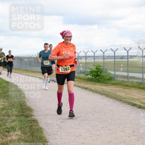 14.09.2025 - Airport Race Dr. Thomas Lammeyer http://msf.ph/oto/8879259 14.09.2025 12:28:15 Laufen 2000, 1562 meine-sportfotos.de
