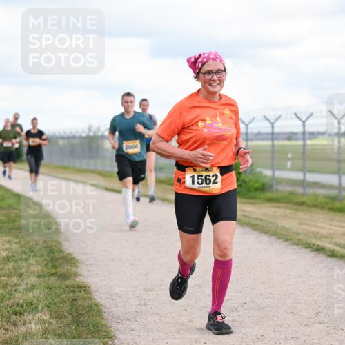 14.09.2025 - Airport Race Dr. Thomas Lammeyer http://msf.ph/oto/8879267 14.09.2025 12:28:16 Laufen 2000, 1562 meine-sportfotos.de