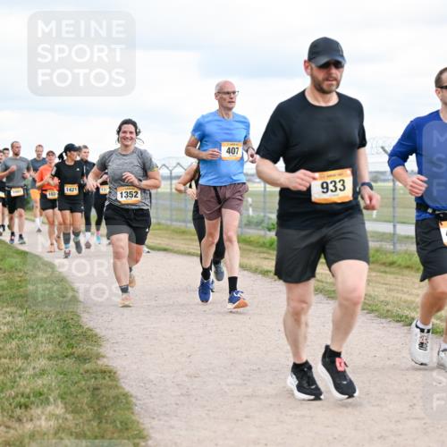 14.09.2025 - Airport Race Dr. Thomas Lammeyer http://msf.ph/oto/8879418 14.09.2025 12:28:37 Laufen 1092, 1421, 1031, 1352, 407, 933, 4185 meine-sportfotos.de
