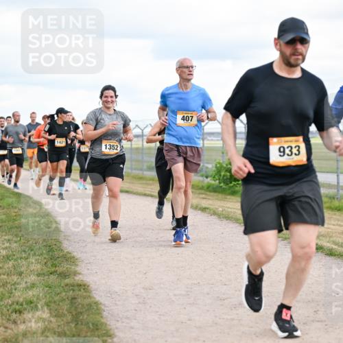 14.09.2025 - Airport Race Dr. Thomas Lammeyer http://msf.ph/oto/8879420 14.09.2025 12:28:38 Laufen 1421, 1352, 407, 933, 4185 meine-sportfotos.de